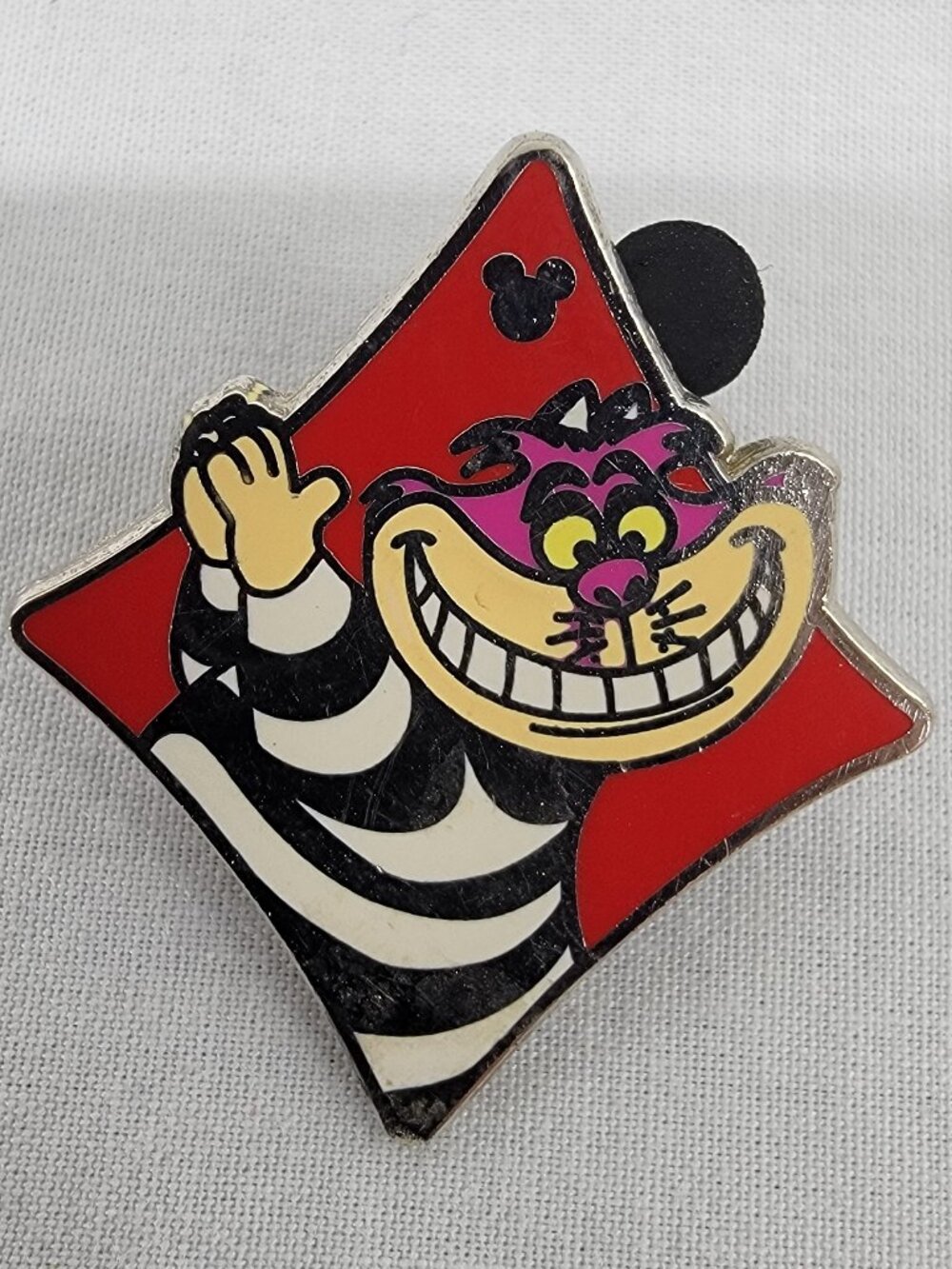 DISNEY Pin Trading ~ Wonderland Card Suit ~ Cheshire Cat 1/5 ~Hidden Mickey~2013
